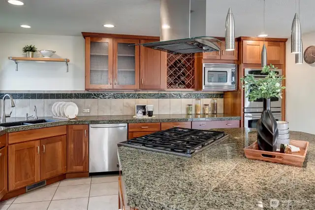 Tastefully thought out kitchen area. Professional grade appliances throughout