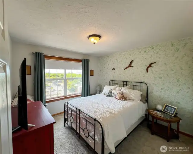Bed 2