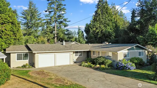 You won't find a more cared-for home with such well-thought-out features!! 3937 Southglen--terrific location near to freeways, shopping, downtown, westside, and well-rated schools.
