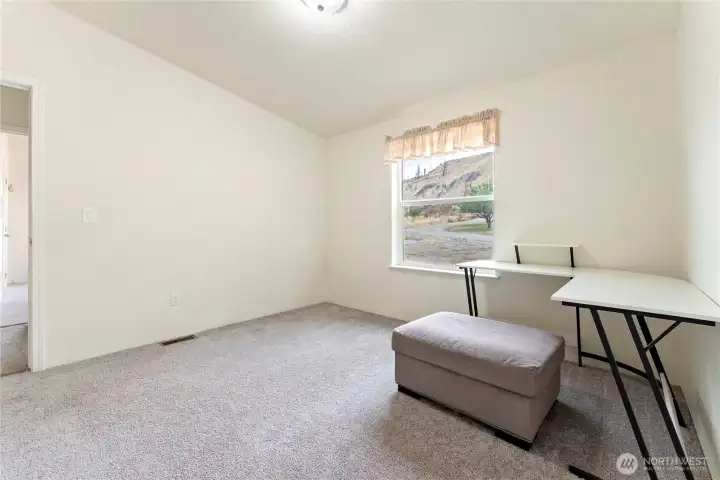Guest bedroom 3.