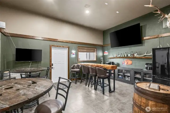 Large finished entertainment area off of entry!