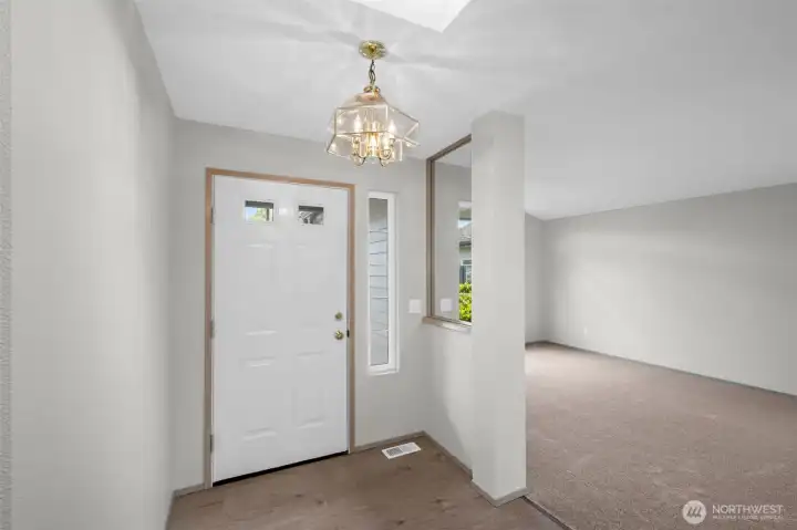 Front entry hallway.