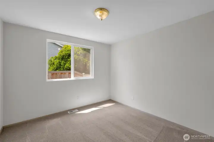 Large 2nd bedroom, great for office space.