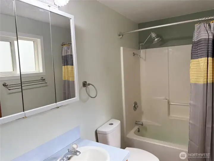 full bath off primary bedroom full bath off primary bedroom