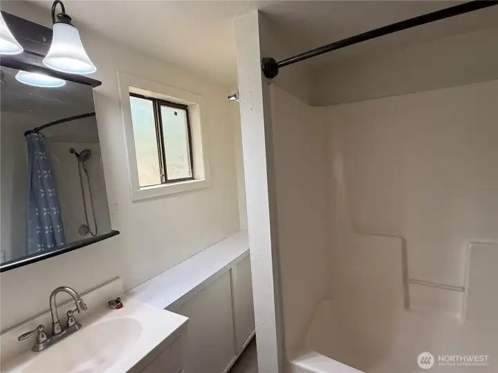 2nd full bath 2nd full bath