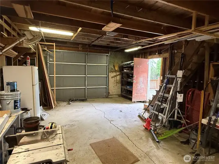 garage interior, steps going up to 2nd level garage interior, steps going up to 2nd level