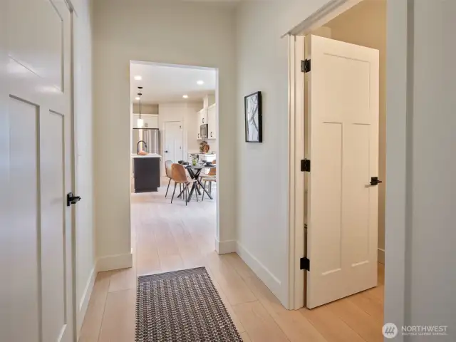 Hall/Powder Astoria