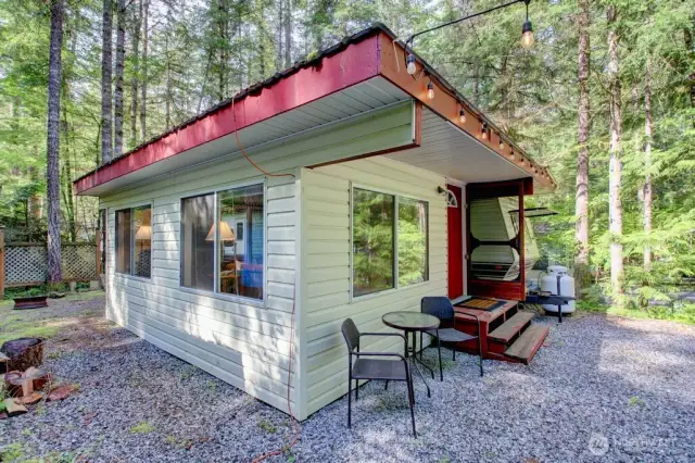 Located in a riverside, mountain and forest setting