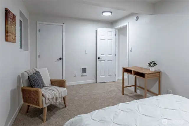 4th bedroom/Den