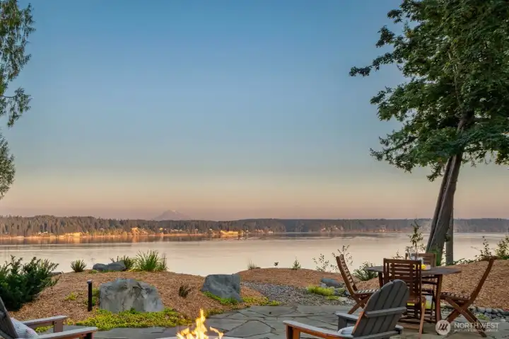 Enjoy the natural beauty of the Pacific Northwest from the patio overlooking Mt Rainier Enjoy the natural beauty of the Pacific Northwest from the patio overlooking Mt Rainier