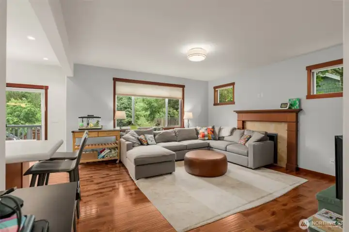 Seller has removed all personal property and the house is not staged.
