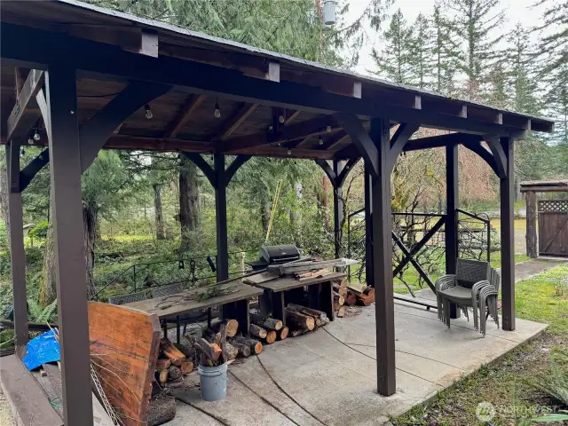 Outside Gazebo Dining