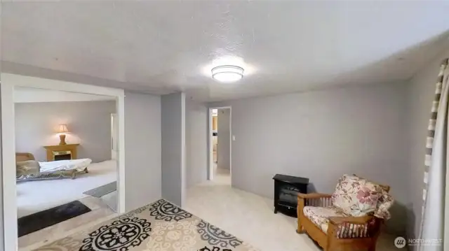 Office/Bonus Room