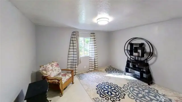 Office/Bonus Room