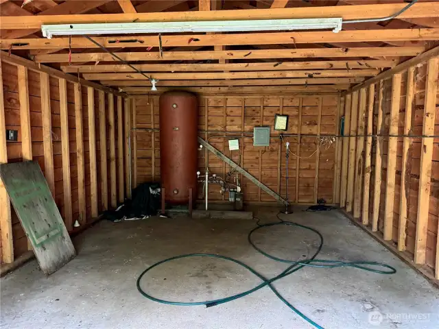 Well, Pressure Tank, Storage, Shop