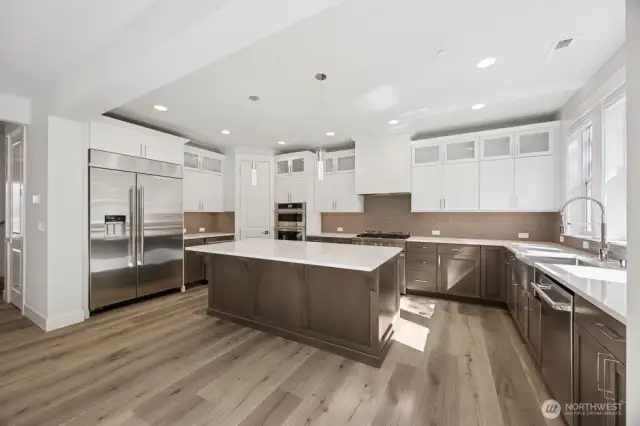 Plenty of space to cook and entertain. Refrigerator included!