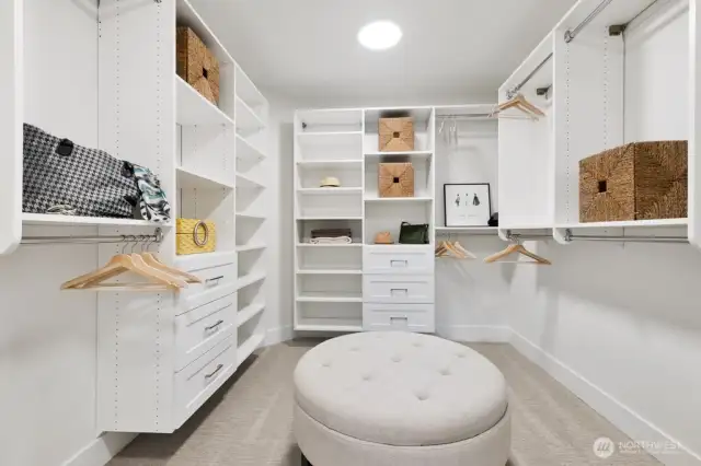 Photos from same plan, different community. Interior finishes may vary.