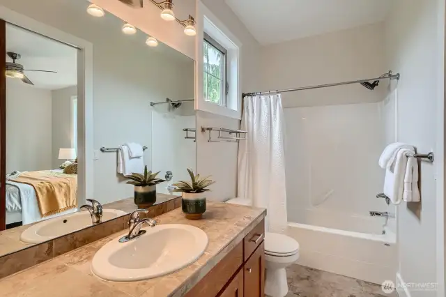 Upstairs Jack & Jill full bath