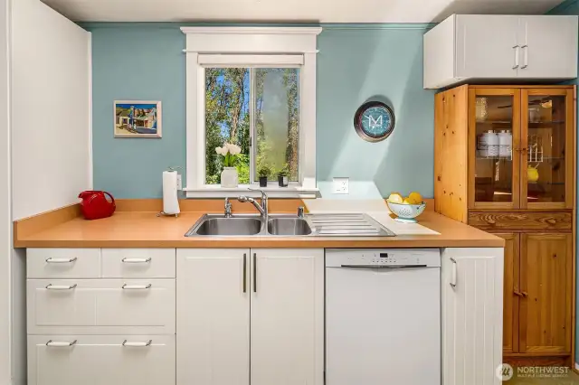 Thoughtful layout!