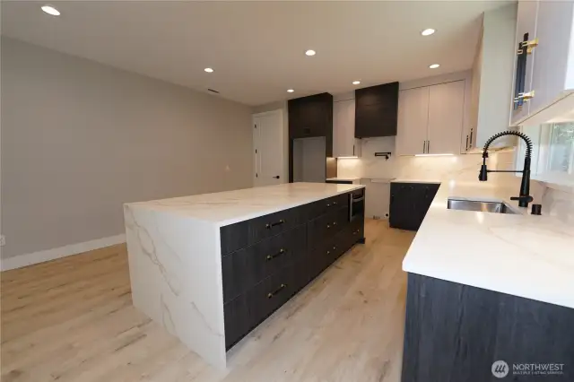 Lots of room to bake cookies!