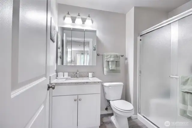 Master bathroom which allows you to have the privacy you need  to freshen up quickly. Privacy is definitely a well sought after  commodity.