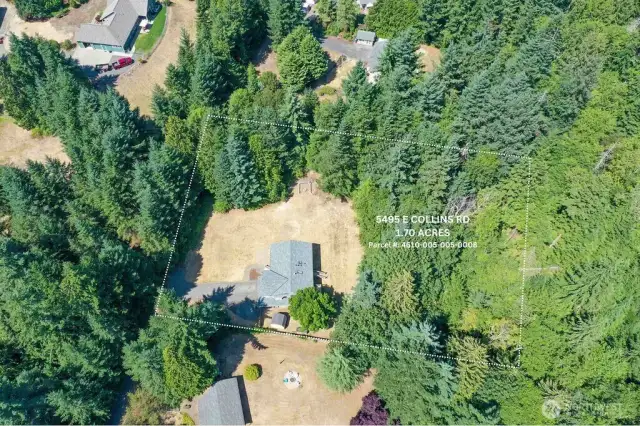 1.7 level acres tucked at the end of the road.