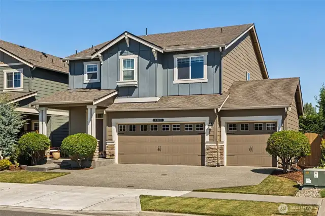 3 Car Garage