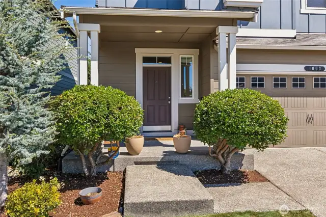 Front Entrance w/Covered Area