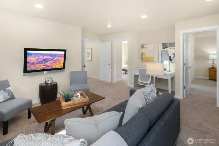 Vast Bonus room for media, play, study, or work!