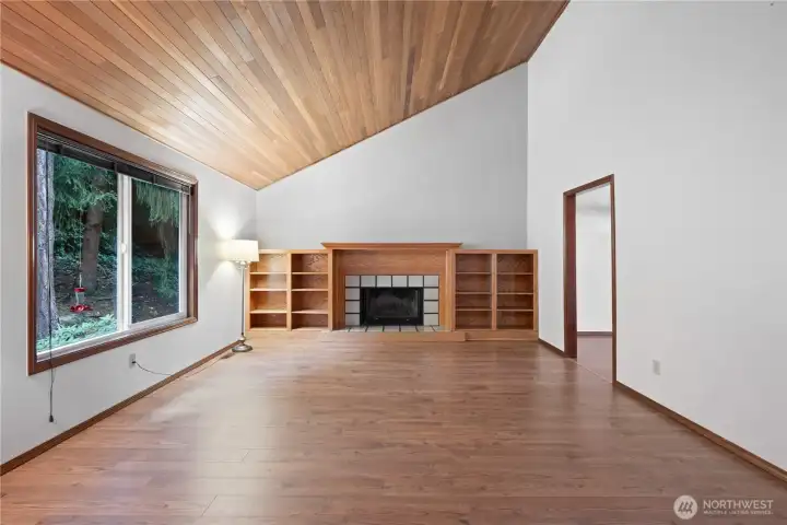 4415 Poplar Way - 5 Bedrooms and 3.5 Baths in 3309 square feet