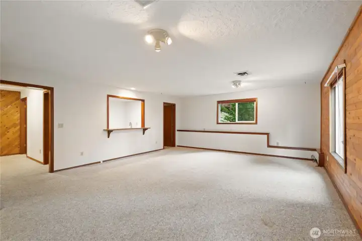 Daylight basement with spacious rec room
