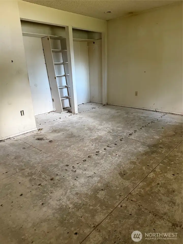 Primary - upper level