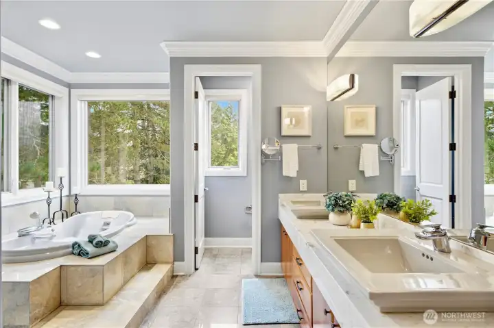 Primary retreat, 5-piece bath