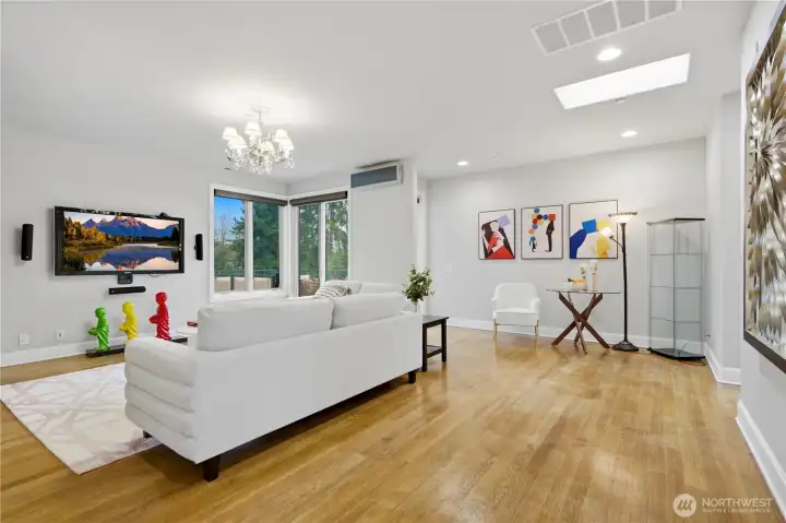 Flex space opens to the rooftop deck