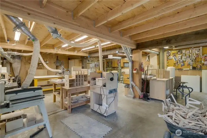 Owners upgraded this space, for use in their home-based business. The building has dedicated (and separately metered) electrical service.