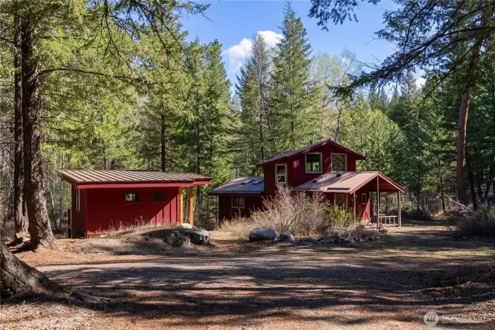 Sylvan Retreat in the upper Twisp River Valley