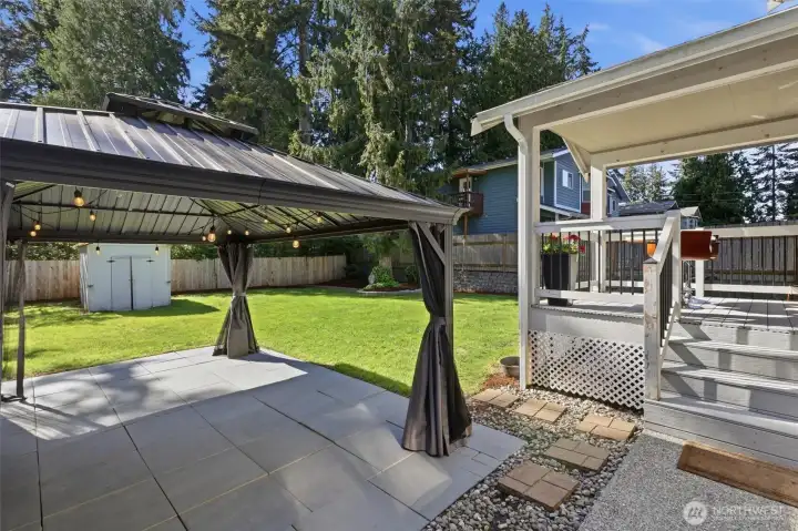 Covered patio creates the perfect extension of indoor living. Covered patio creates the perfect extension of indoor living.