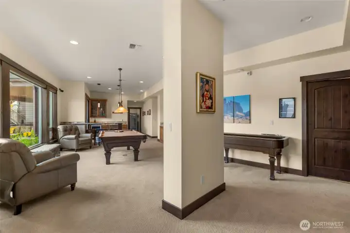 Rec Room includes pool table, shuffle board and 70" flat screen TV