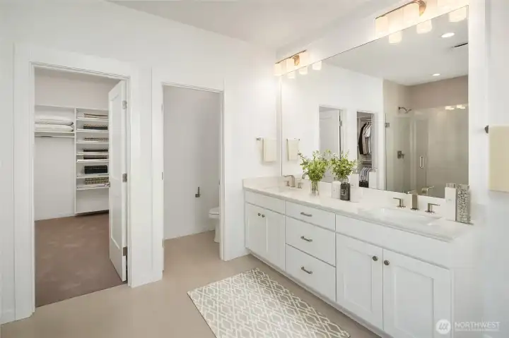 Primary Ensuite Bath
