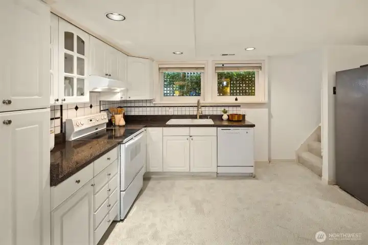 Basement kitchen with all the bells and whistles Basement kitchen with all the bells and whistles