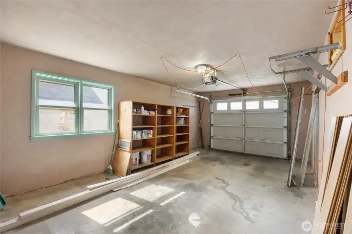Attached Garage Attached Garage