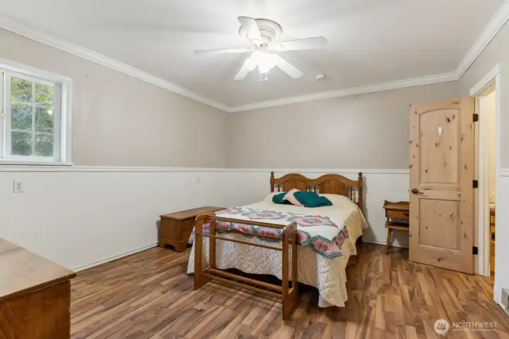 Custom door, fan, walk-in closet in 2nd bedroom