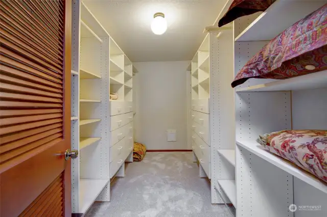 Walk in closet