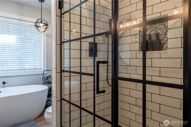 Beautiful tile shower!