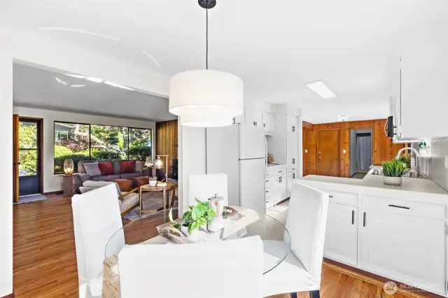 A wonderful open area to living room and kitchen