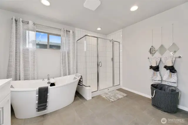 beautiful primary bath