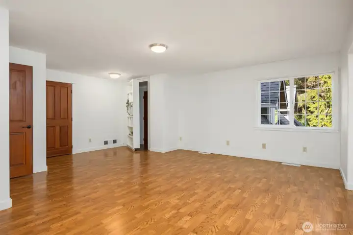 with Voluntary Access to Guest Quarters