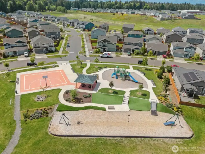 Preserve Park offers a full suite of community amenities just minutes away, including a full basketball court, large playground, covered pavilion, open lawn areas, zip line and a swing set. An incredible neighborhood perk that adds everyday value to life.