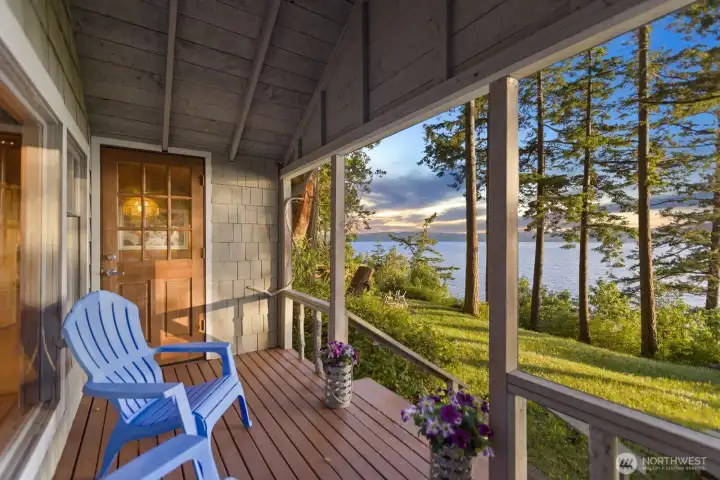 Beautiful covered deck off the back of the house will be your go-to spot in every season. Beautiful covered deck off the back of the house will be your go-to spot in every season.