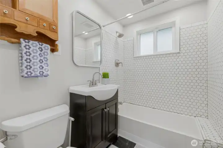 Main floor full bath